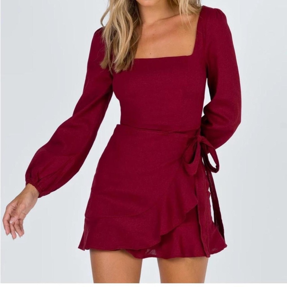 Princess Polly Villa Dress Elegant Red Long-Sleeve Dress